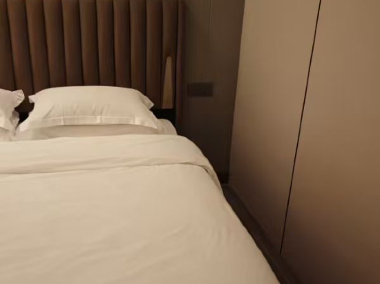 滙東假日酒店（廣州龍洞步行街植物園地鐵站店）優惠