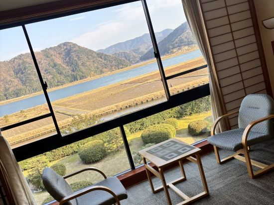 城崎温泉　あさぎり荘～露天風呂付大浴場と板長考案の料理が好評 クーポン
