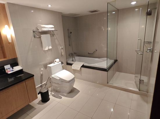 素坤逸通羅中心站飯店優惠