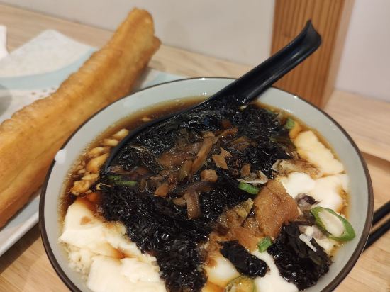 菲利亞斯拉扎爾水療飯店優惠