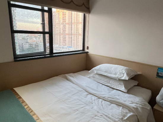 益糧智能公寓（廣州崗頂地鐵站暨南大學店）優惠