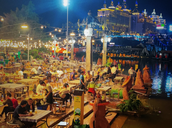 西雙版納汐嶼酒店（告莊星光夜市店）優惠