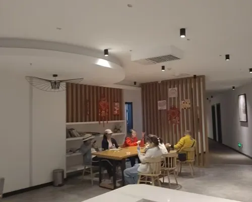 青季飯店（海口騎樓老街南亞廣場店） Photos