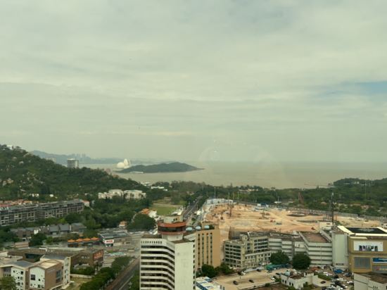 珠海粵財皇冠假日飯店優惠