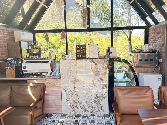 攬山望月民宿（陽朔十里畫廊店）優惠