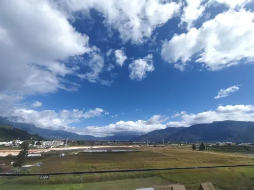 山眷雲·日照金山·田也咖啡·雪山全幅畫景飯店 飯店周邊 Photos