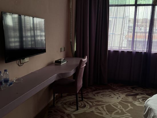 山水時尚酒店（深圳布吉地鐵站店）優惠