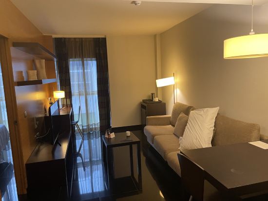 赫斯珀里亞費拉套房酒店優惠