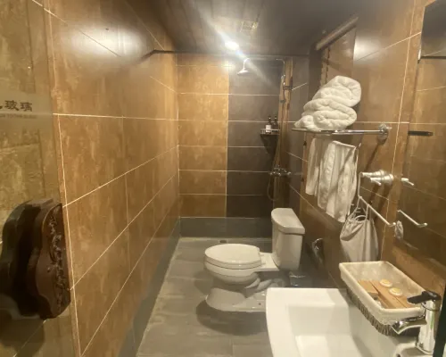 Lijiang Jinli Chinese Courtyard Inn الغرف Photos