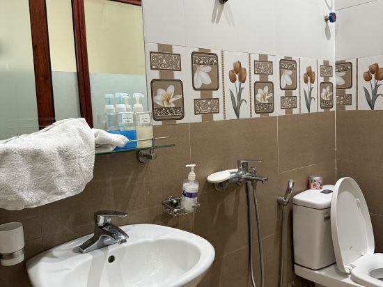 拉提蘇機場飯店優惠