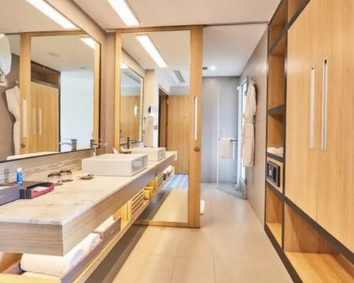 Aloft by Marriott New Delhi Aerocity Photos