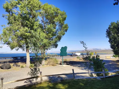 Tioga Lodge at Mono Lake Dekat Hotel Photos