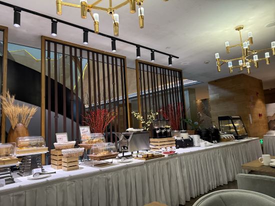 穗和瑞斯麗飯店（白雲國際機場人和地鐵站店）優惠