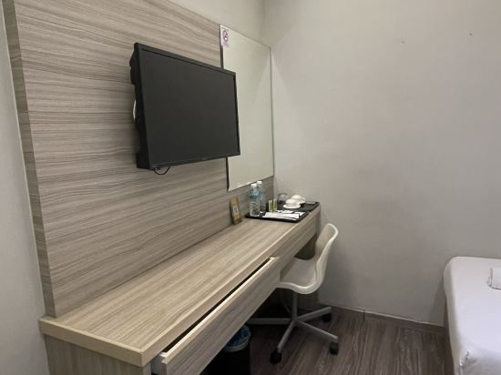 99 號酒店 - 格拉納再也優惠