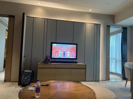 深圳龍華希爾頓逸林酒店優惠