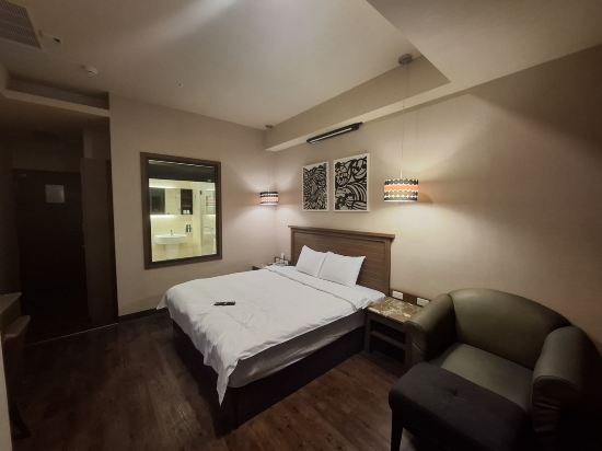 康橋商旅（高雄六合夜市七賢館）優惠