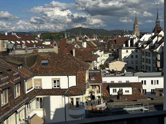 施偉澤霍夫伯爾尼酒店和温泉中心-立鼎世集團優惠