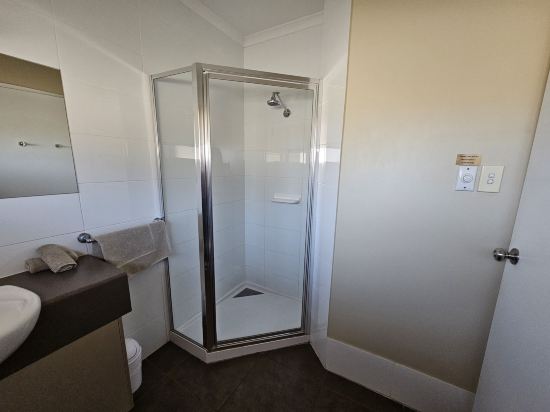 巴拉臘特中心汽車旅館優惠