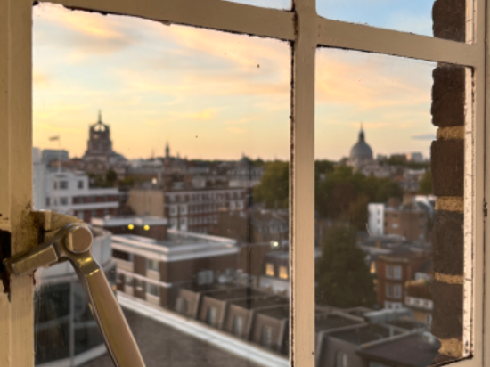 車路士靜謐酒店優惠