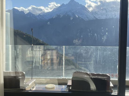 雪山醒來飯店優惠