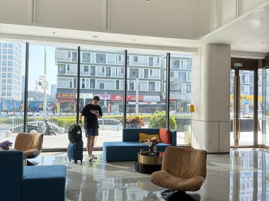 深圳龍華智選假日飯店（大浪商業中心店）優惠