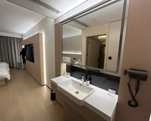 Shanghai Pudong Longying Hotel (Shanghai International Resort) Номера Photos