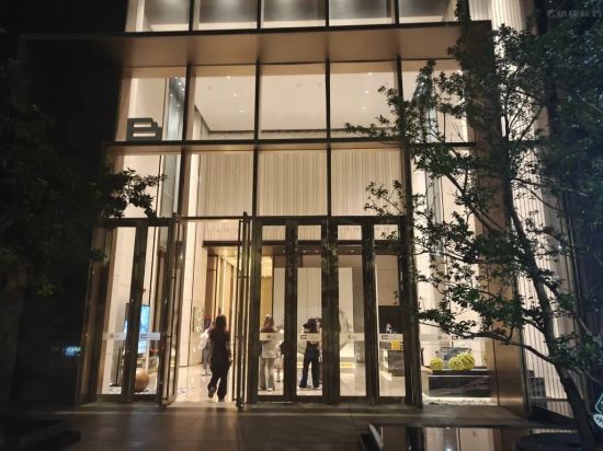 鉑斯登行政公寓（深圳京基濱河時代下沙地鐵站店）優惠