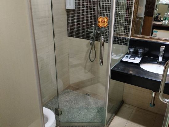 華信商務飯店（珠海拱北口岸店）優惠