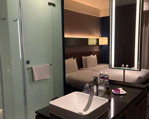 WESTGATE Hotel Kamar Photos