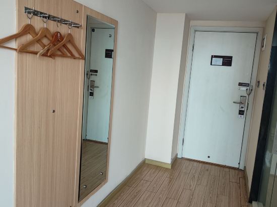 7天優品酒店（珠海拱北口岸廣場輕軌總站店）優惠