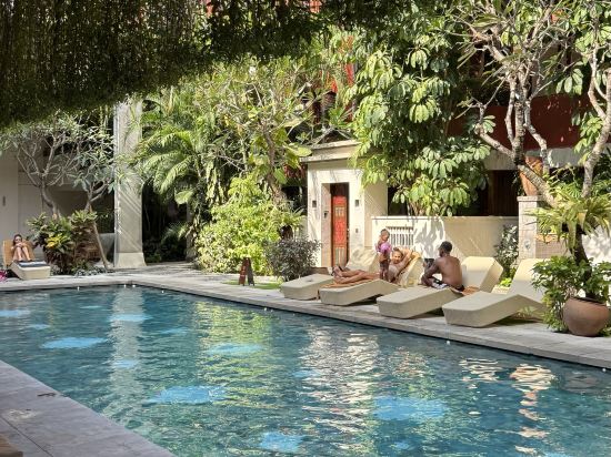 庫塔阿姆納雅酒店優惠