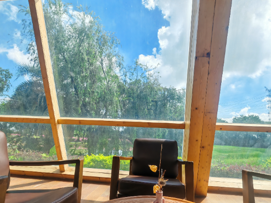 迪茵湖湖畔度假小木屋優惠