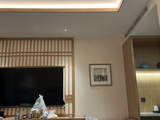 烏魯木齊頤中園飯店（紅山人民公園店）優惠