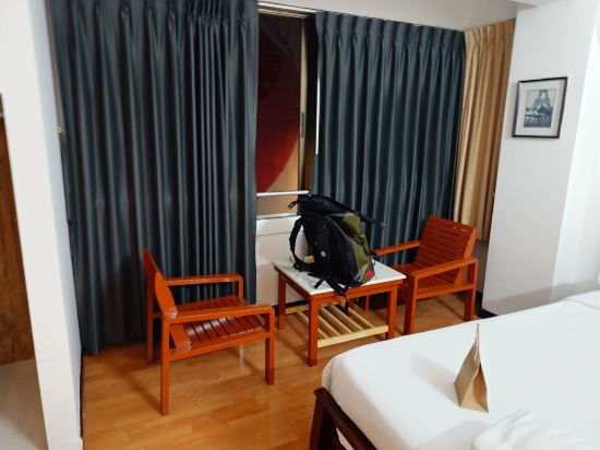 娜娜站皇冠飯店優惠