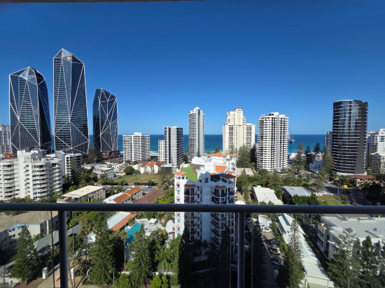 沖浪者天堂皇冠假日飯店優惠