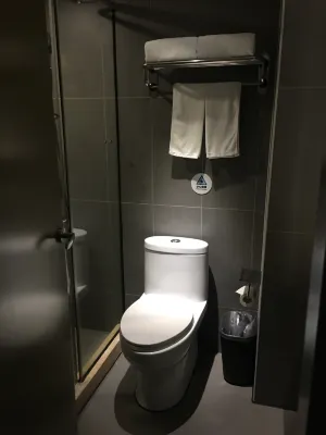 Homeinn Ease Hotel (Guangzhou Luoxi Bridge Xiajiao Subway Station) Kamar Photos