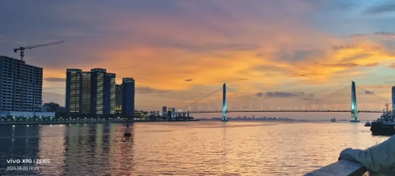 Liangzhi Huipin Hotel (Friendship Commercial Plaza Branch, Qilou Old Street, Haikou) In der Nähe des Hotels Photos