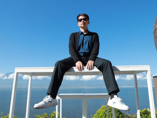 真美度假客棧（大理洱海懸崖海景店）優惠