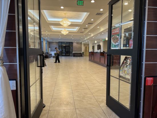 艾爾蒙特假日酒店 - 洛杉磯優惠