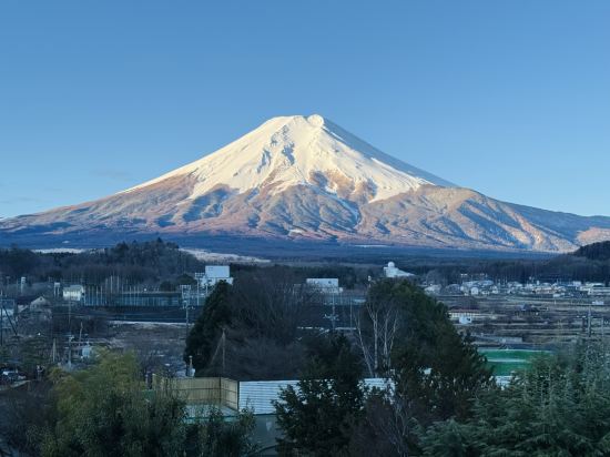 富士山温泉 ホテル鐘山苑 クーポン