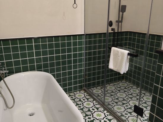 隱居村客棧（珠海華髮商都店）優惠