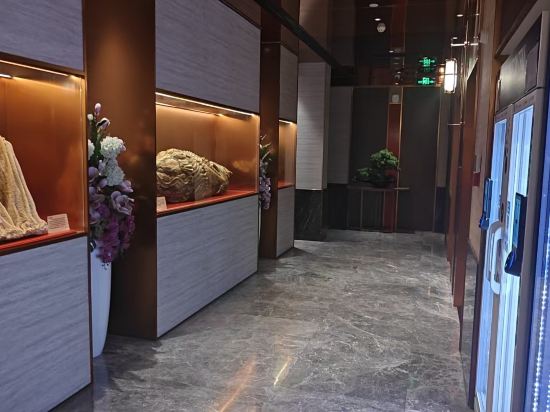 北京龍城瑞豪飯店（良鄉南關地鐵站店）優惠