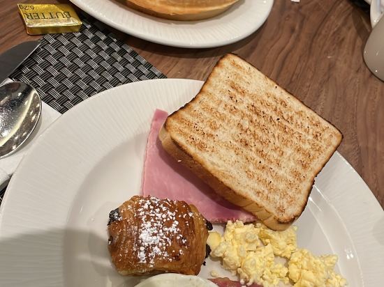 倫敦希思羅機場 2 號和 3 號航廈希爾頓花園酒店優惠