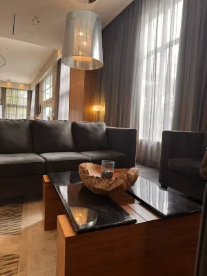 Radisson Hotel & Conference Centre Calgary Airport Общественные зоны Photos