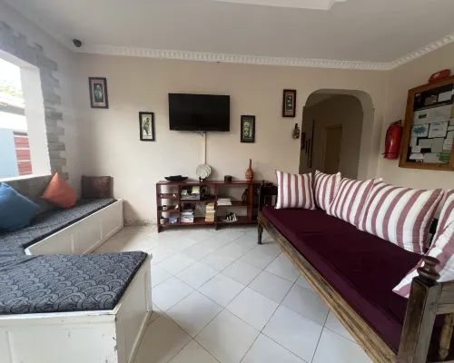 Raha Leo Inn Photos