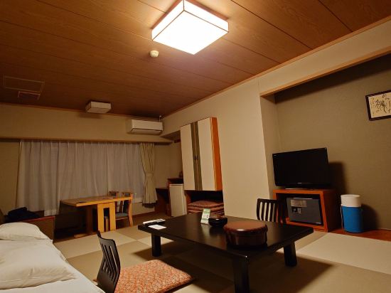 愛真館 クーポン