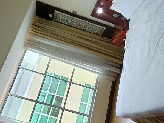 哥打京那巴魯西嶺城市廣場酒店優惠