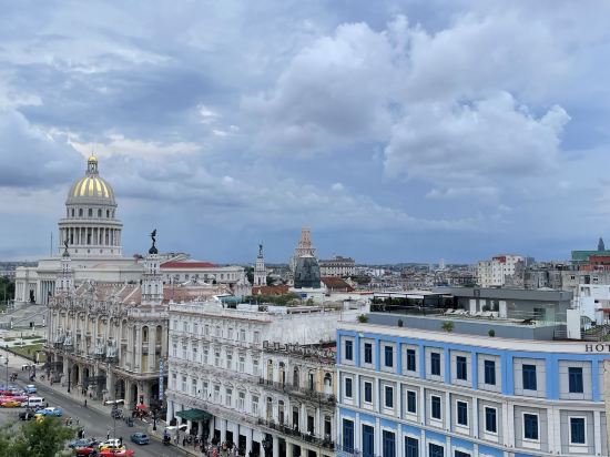 因佩羅斯塔帕克中央酒店優惠