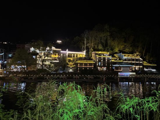 鳳凰素履蓮花·璞樹漫居江景度假民宿優惠