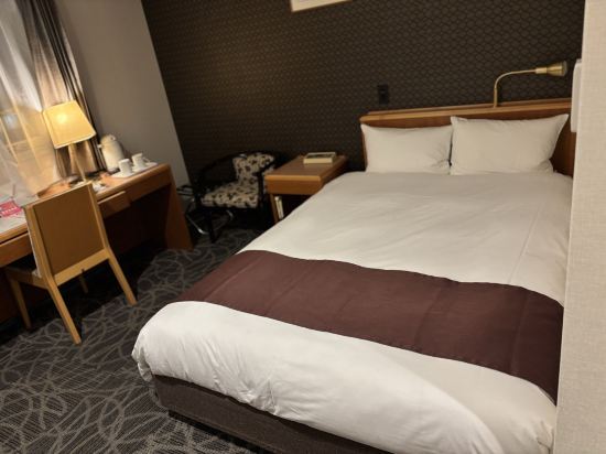 八百治博多ホテル クーポン